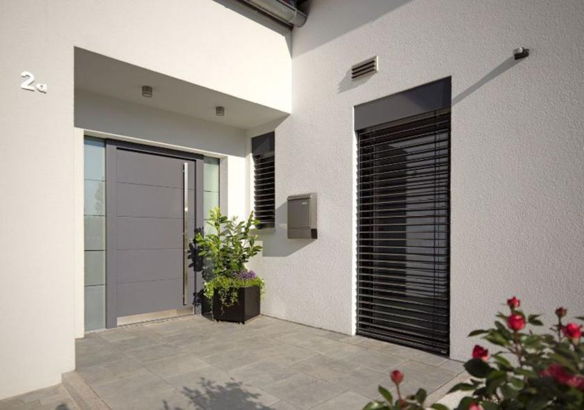 Trend Haustür grau